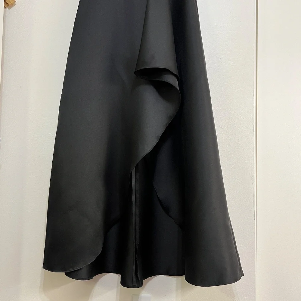 NEW Alfred Sung D831 One Shoulder Draped Front Satin Gown Black size 2